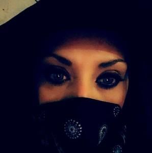 Meet your Posher, Jena